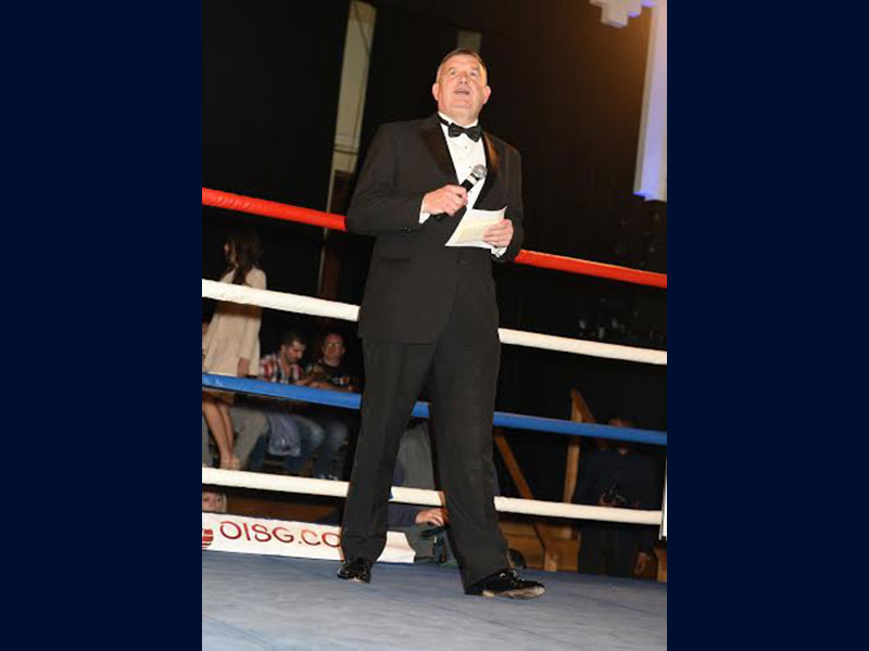 Peter Tautz MC at boxing match