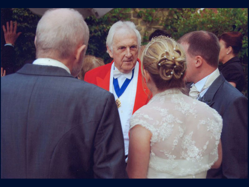 Dickie Richards Toastmaster at wedding reception